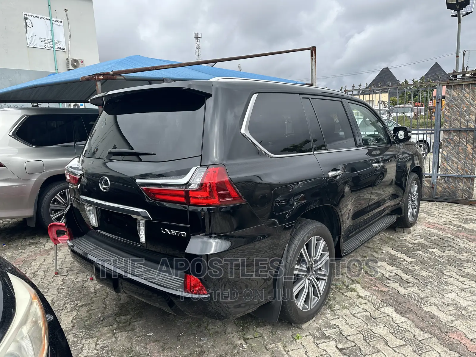 Lexus LX 570 AWD 2017 Black