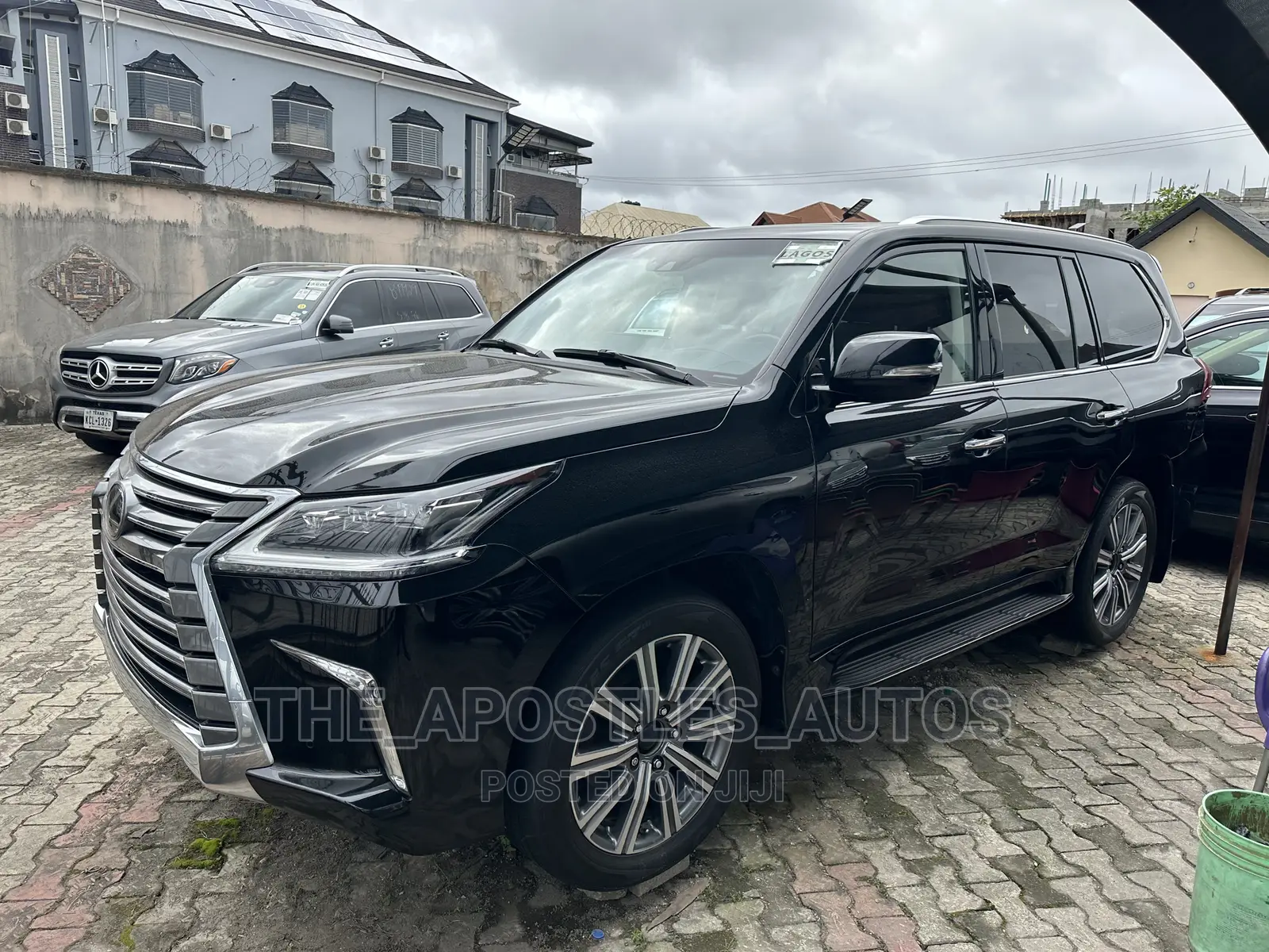 Lexus LX 570 AWD 2017 Black