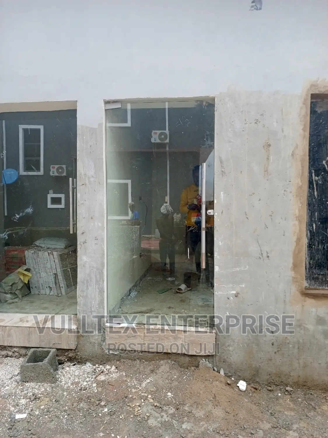 Tempered Glass Door