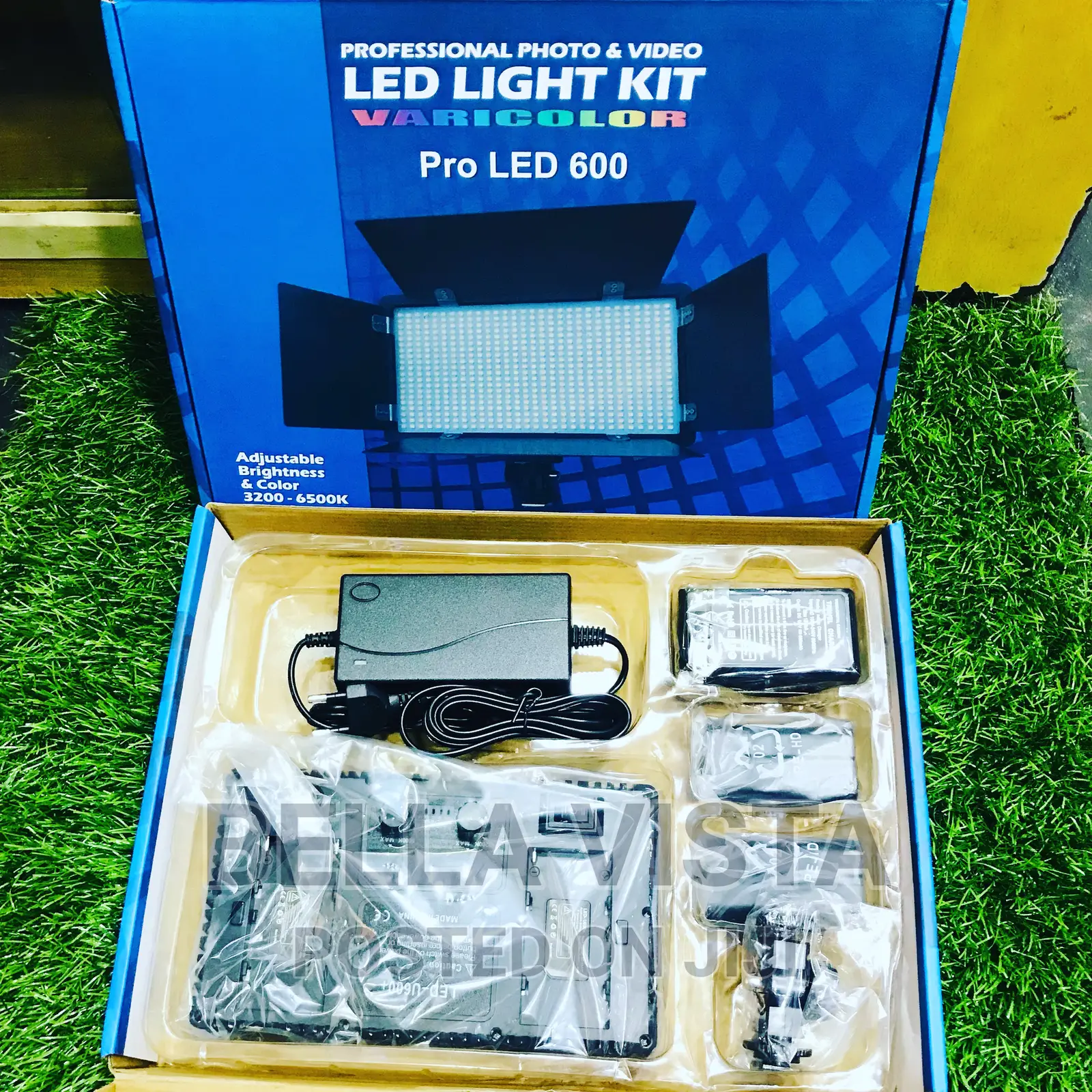 Led 600 Professional Video Light