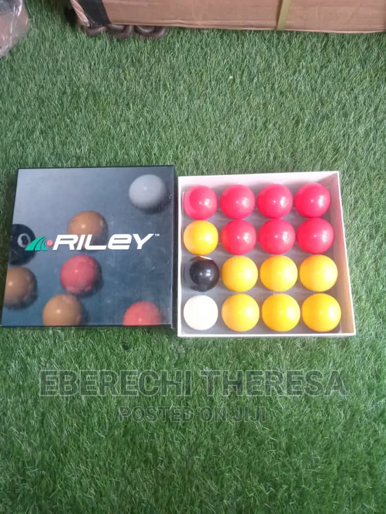 Plain Riley Snooker Ball