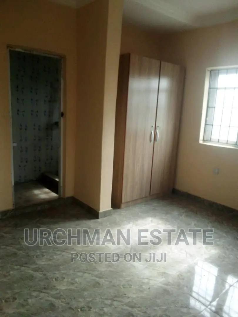 Furnished 3bdrm Apartment in Newsite Off Navy, Satellite Town for rent