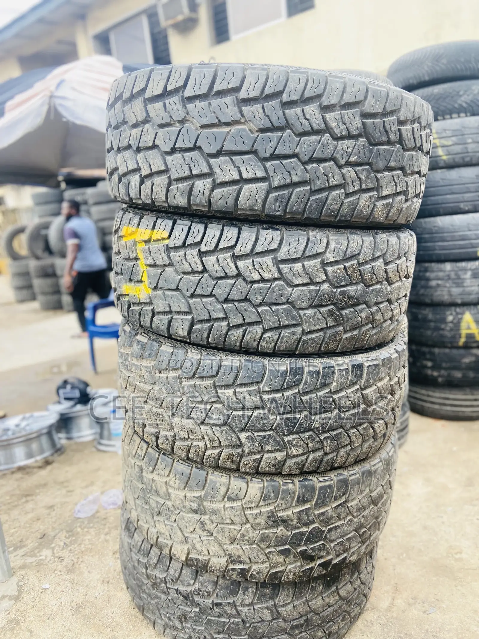 High Quality USA Made 35x12.50R20