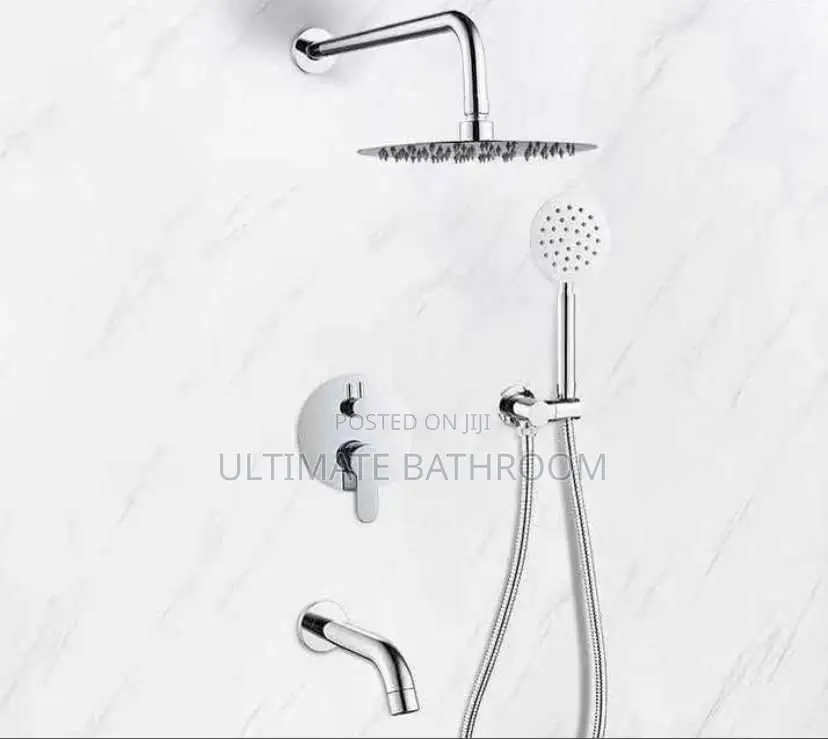 Round Chrome Conduit Shower