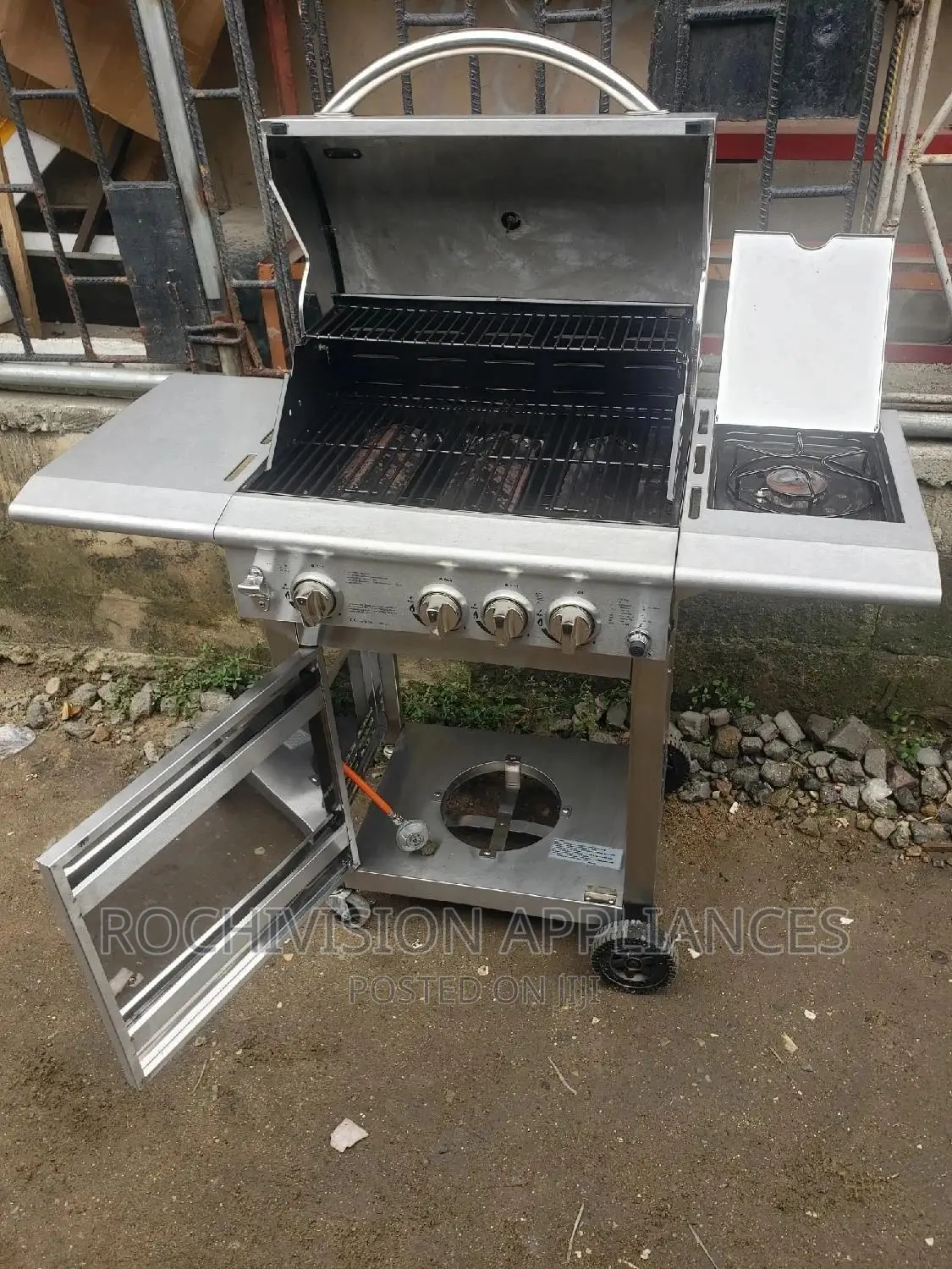BBQ Grill With Side Stove Gas and Charcoal Barbecue Grill