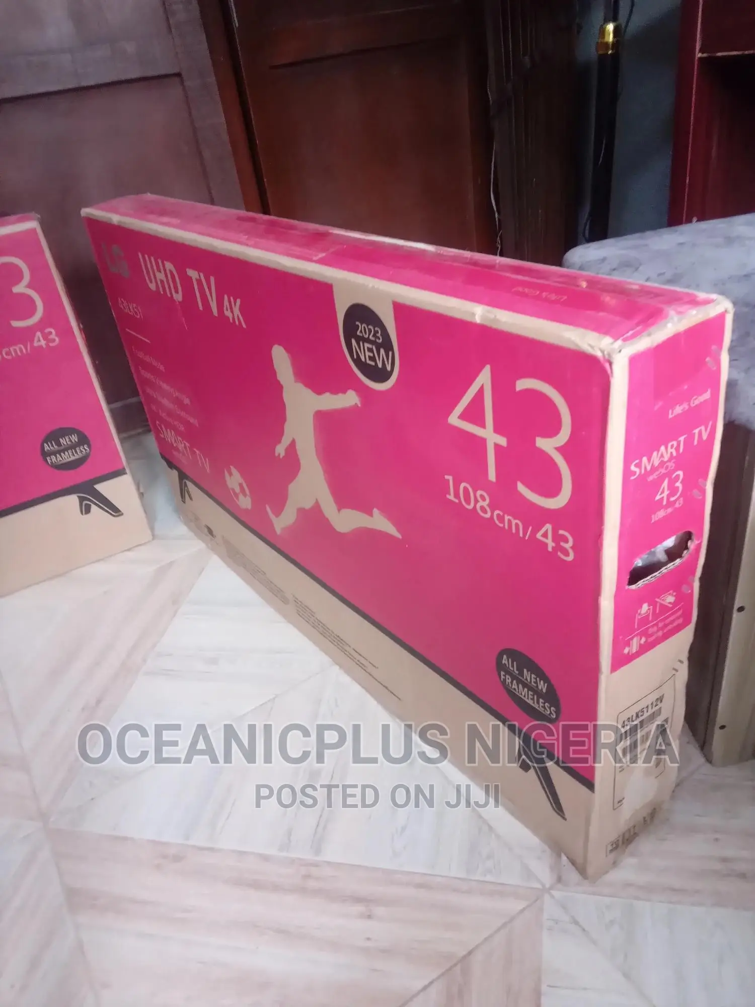 Top Trending LG 43 Inches Smart Frameless TV