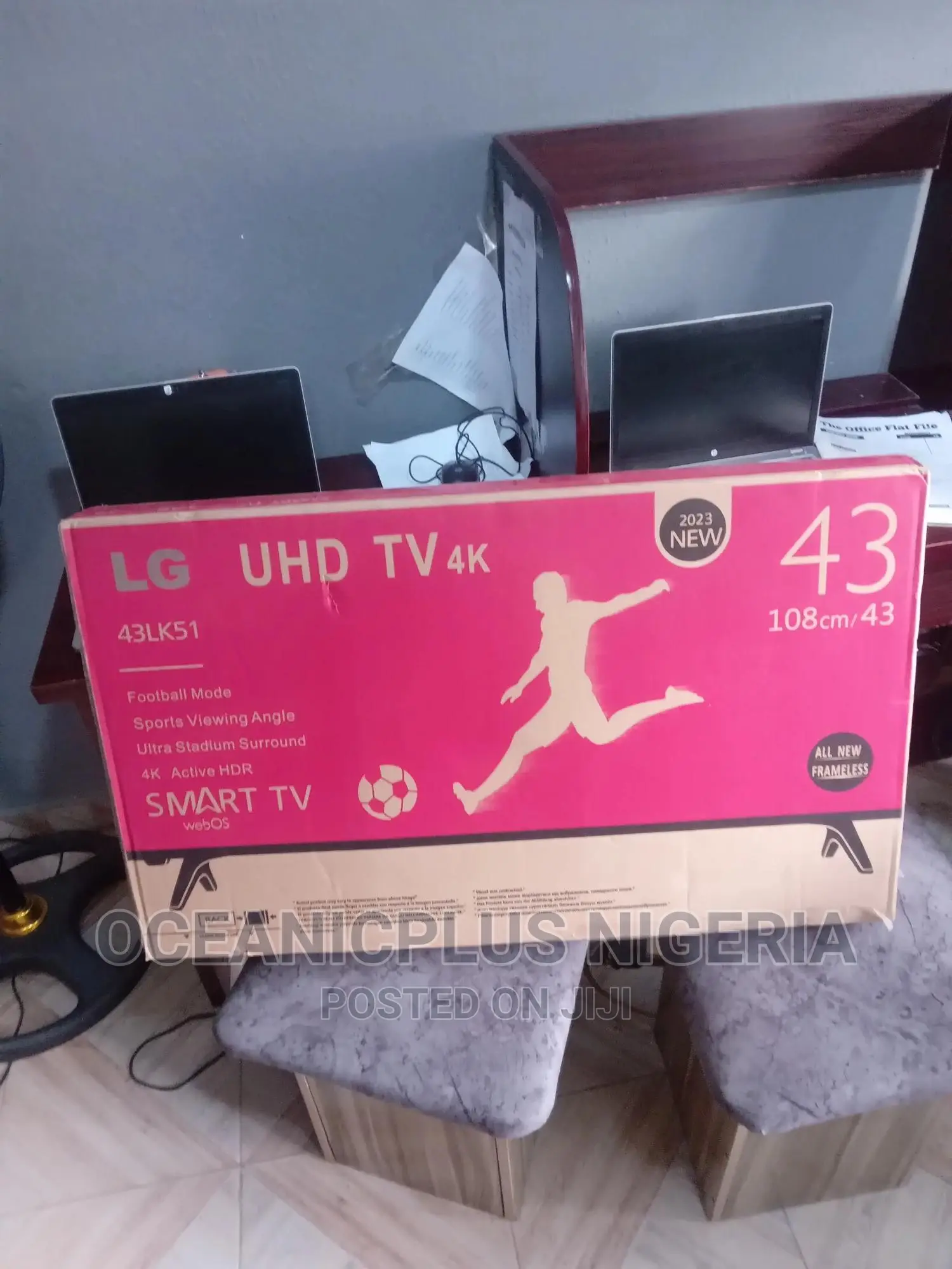 Top Trending LG 43 Inches Smart Frameless TV