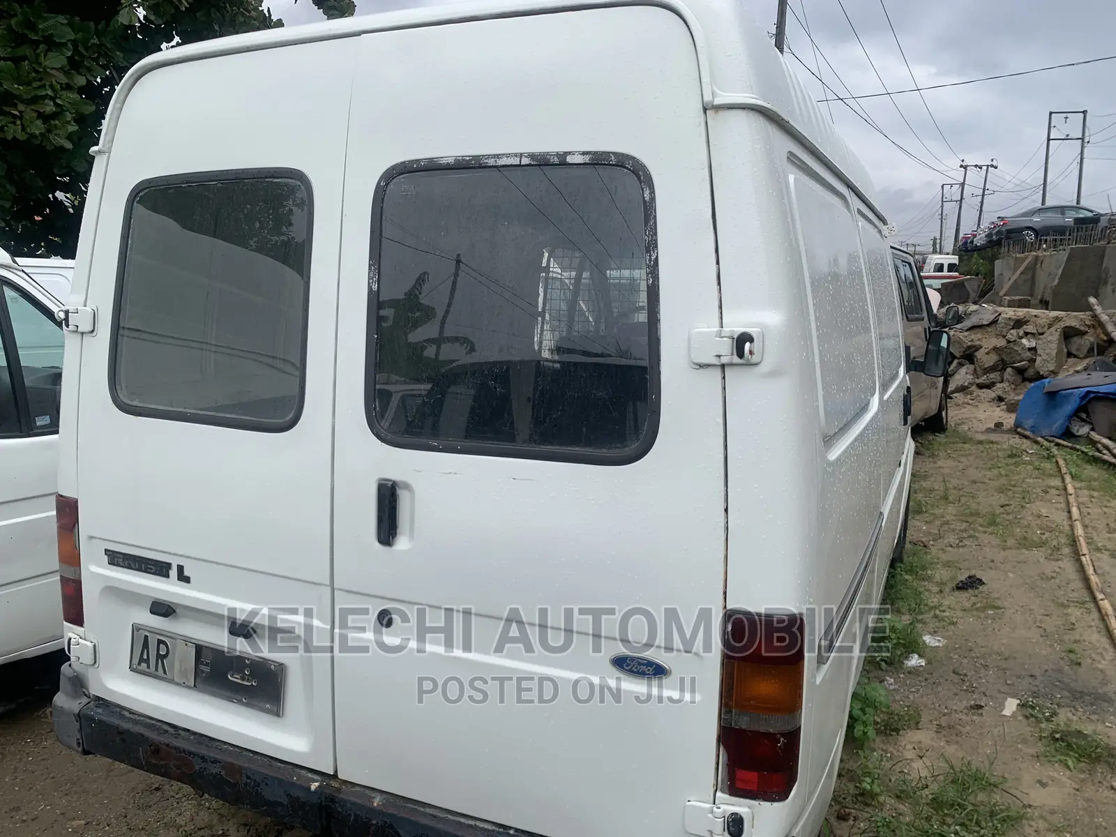 Ford Transit 2000 White