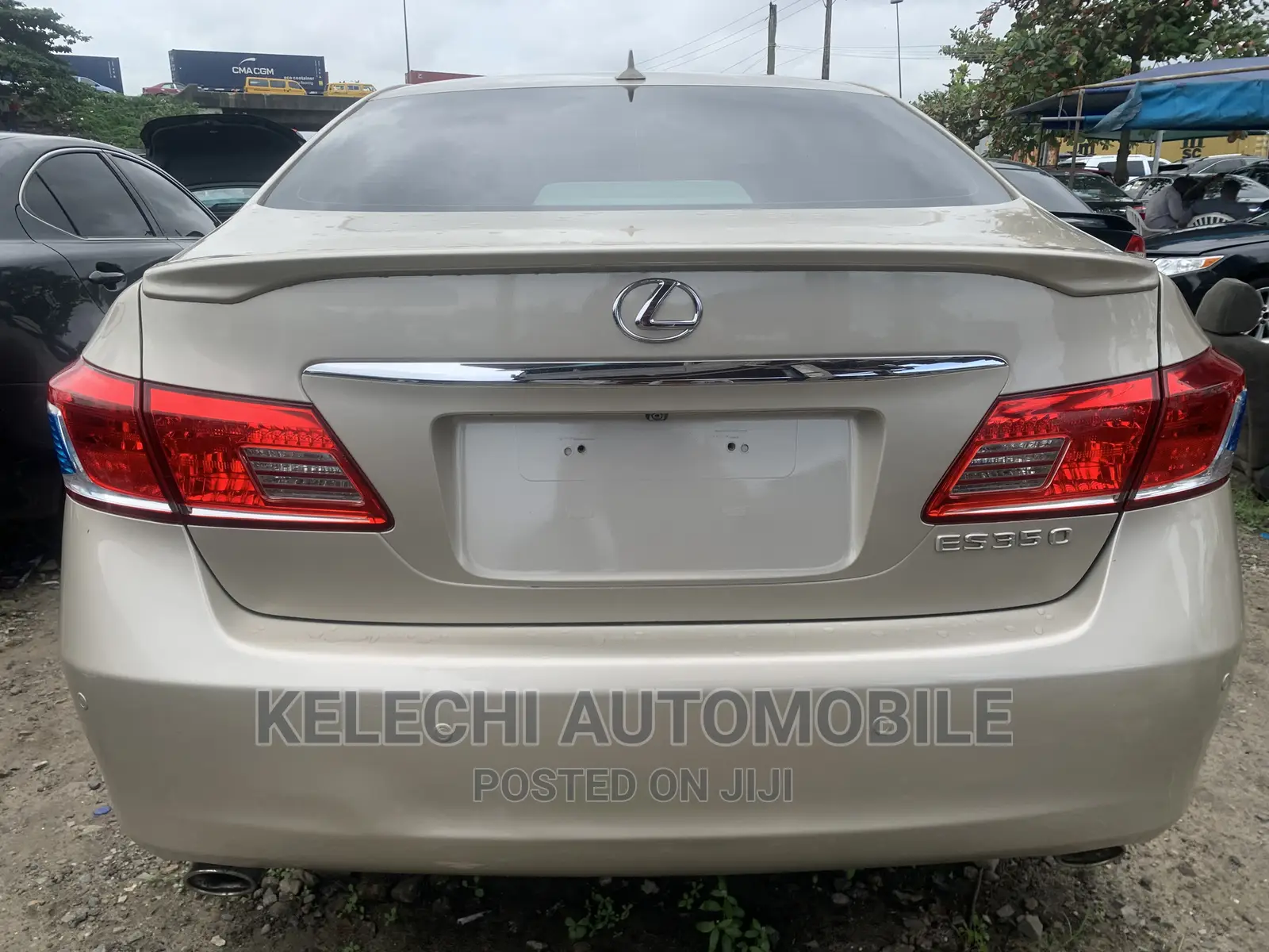 Lexus ES 350 2010 Gold