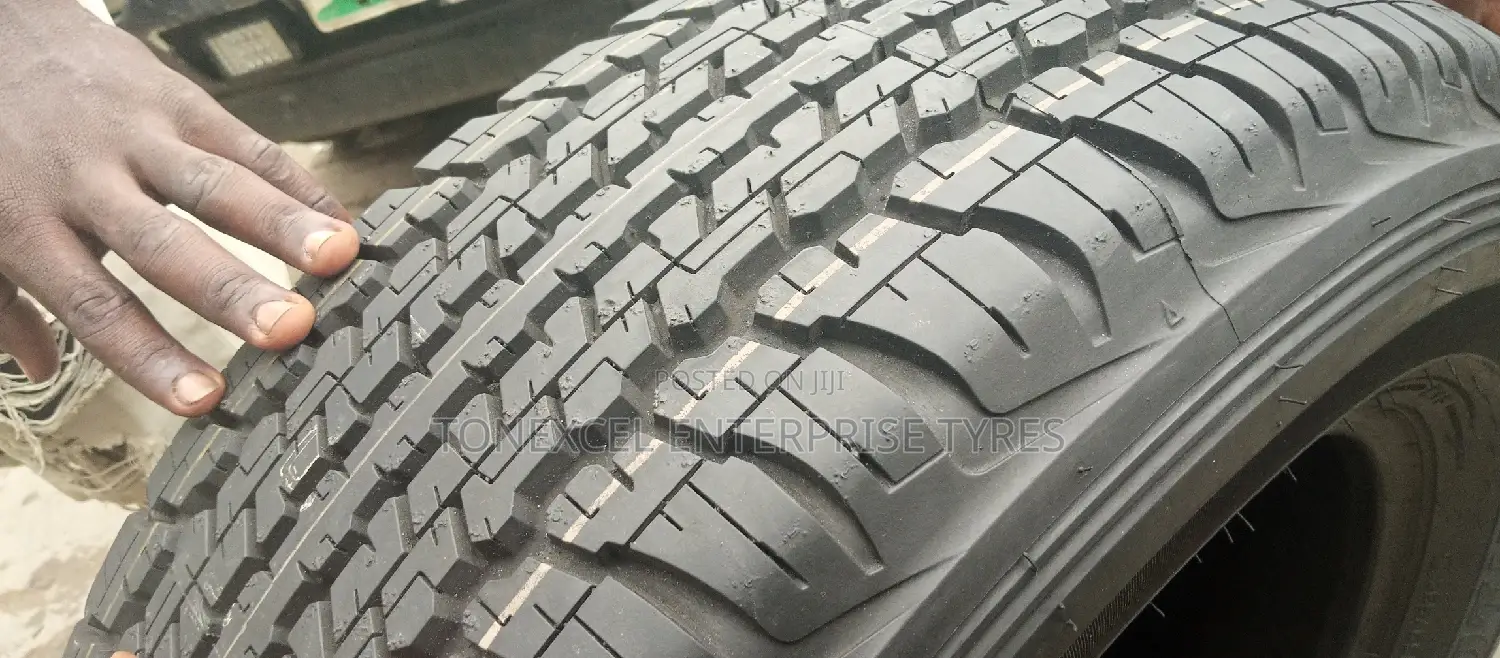 Brand New Dunlop Japan 265/65/17 18months Warranty
