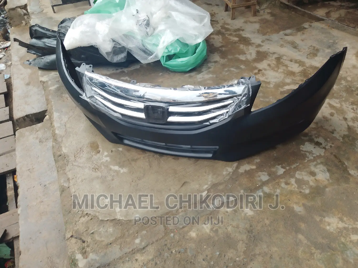 Front Bumper and Grill for Honda Accord 2010 Model