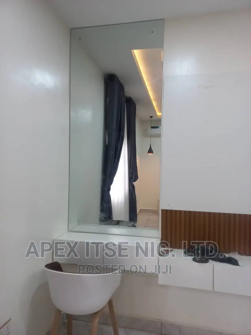 Bathroom Dwall Mirror