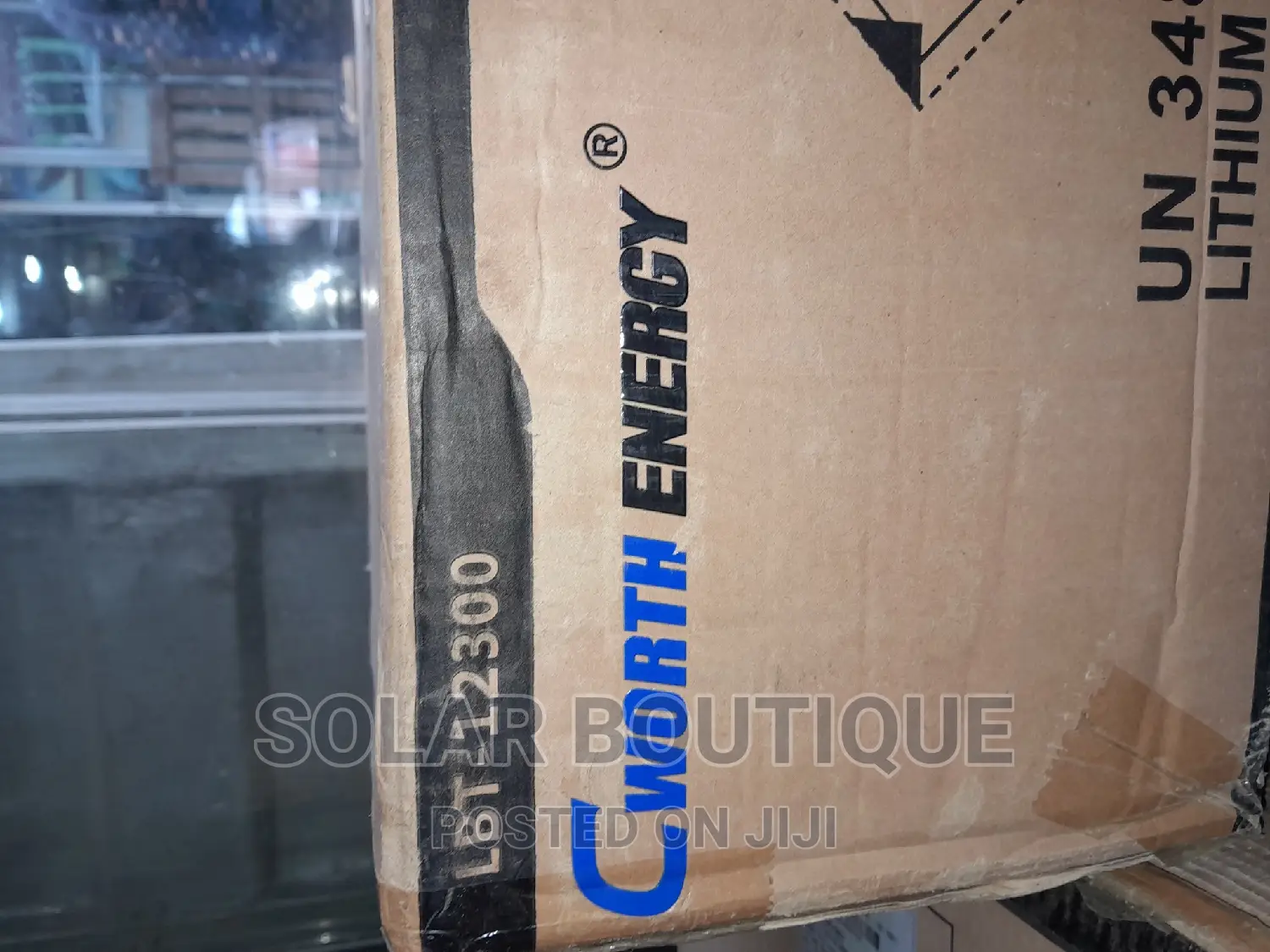 3.8kwh 300ah Cworth Lithium Battery