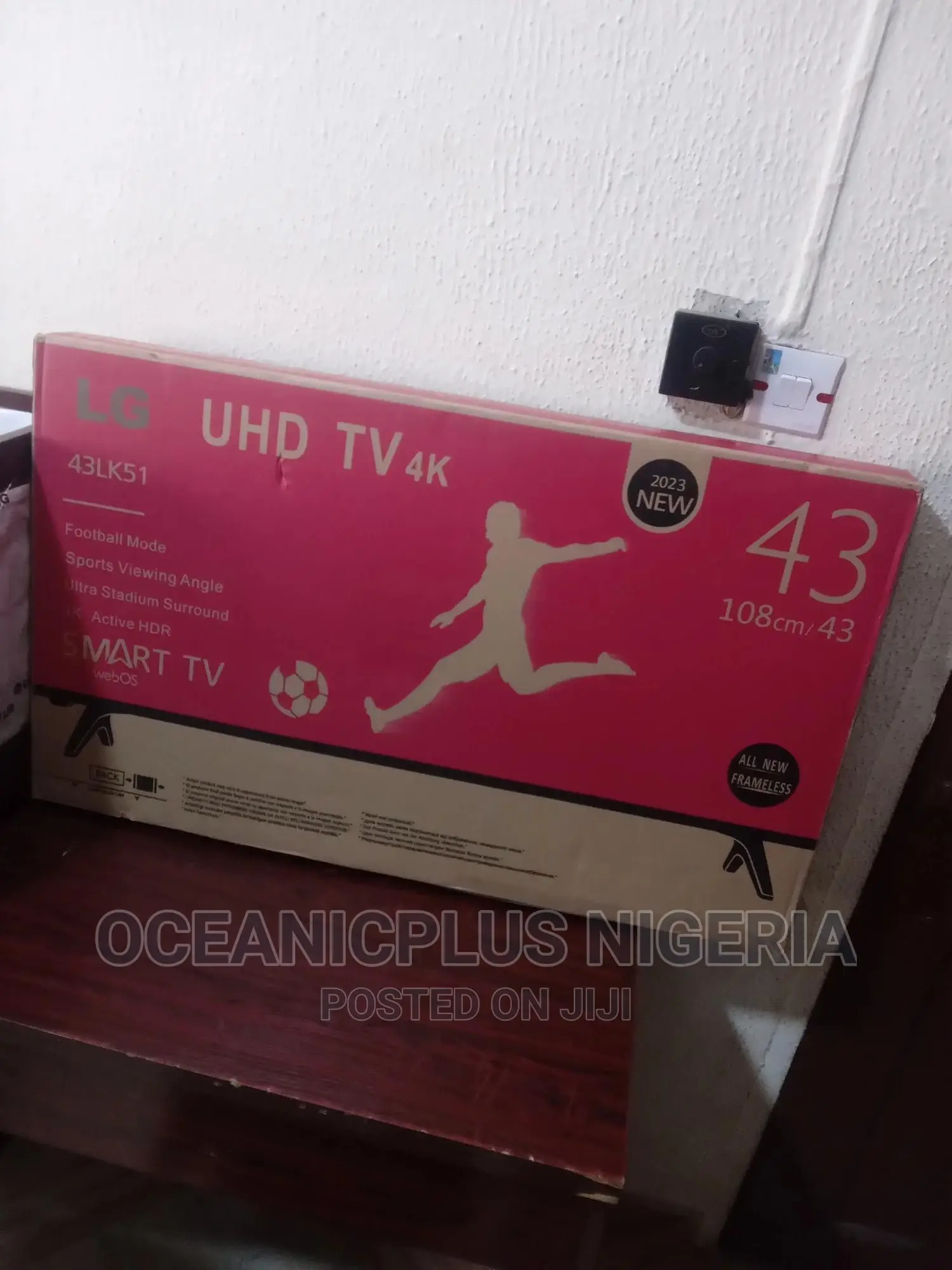 Good Quality LG 43 Inches Smart Frameless TV