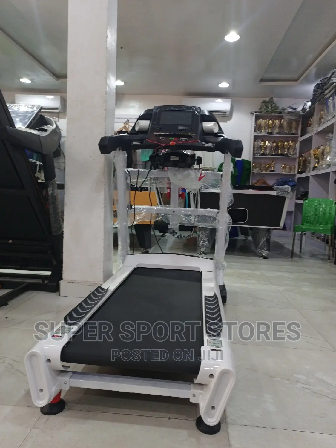 5hp Treadmill With Screen