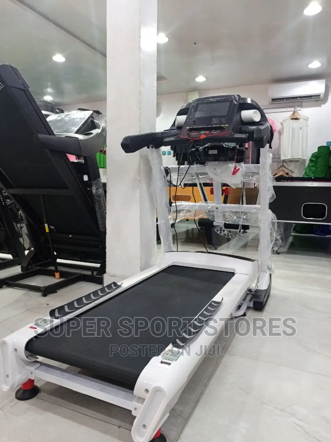5hp Treadmill With Screen
