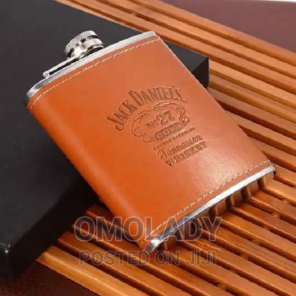 Jack Daniels 7oz Stainless Steel Leather Hip Flask Brown