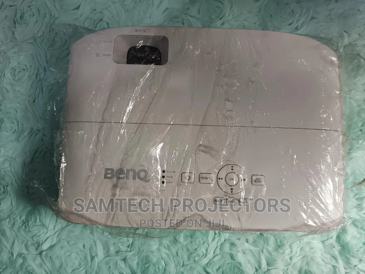 London Used (BENQ) Projector With 2 HDMI Ports