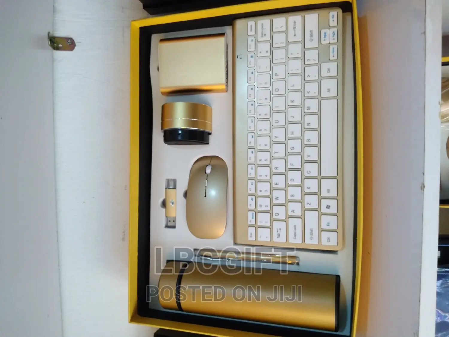 7 in 1 Corporate Set With Wireless Keyboard(Wholesales Only)
