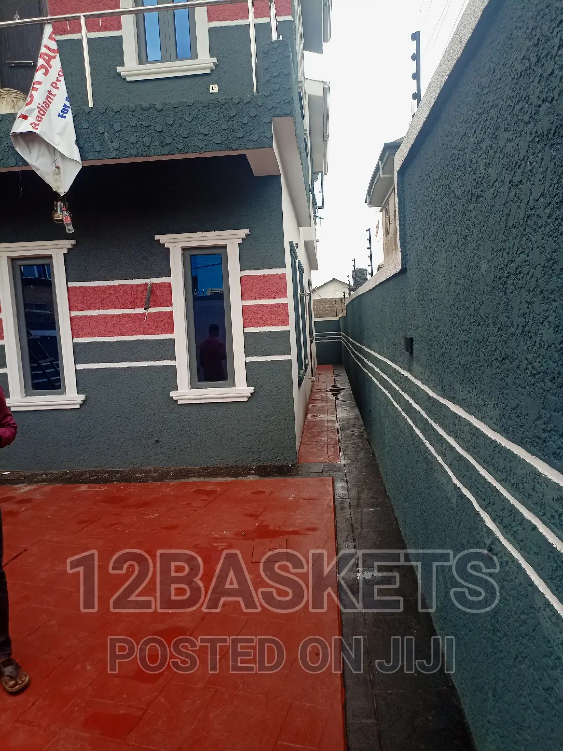 Furnished 4bdrm Duplex in Magodo Phase 1 for sale