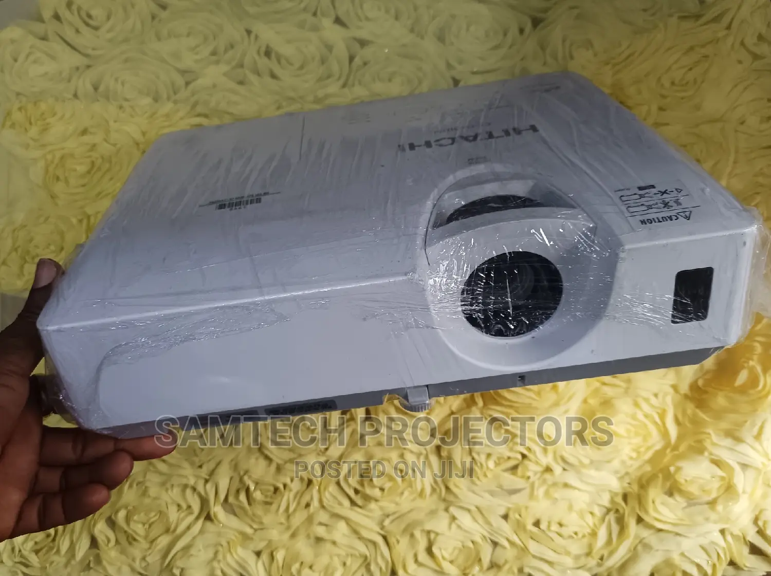 Uk Used Hitachi Projector Works Perfectly Fine