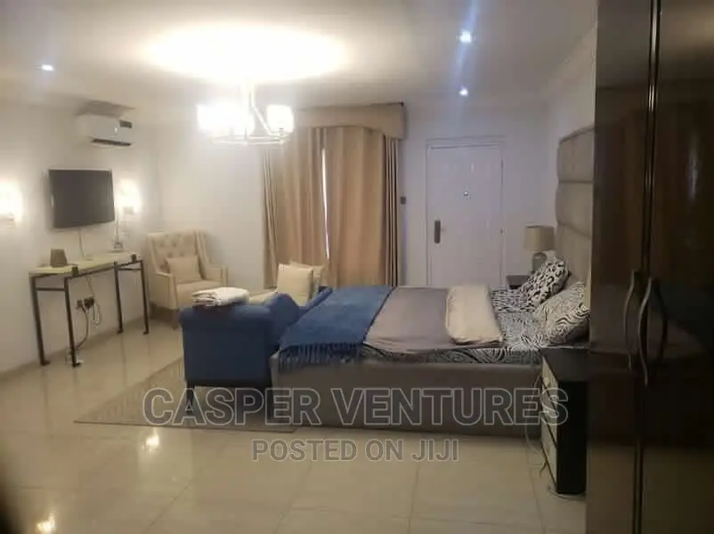Furnished 4bdrm Townhouse / Terrace in Agungi for rent