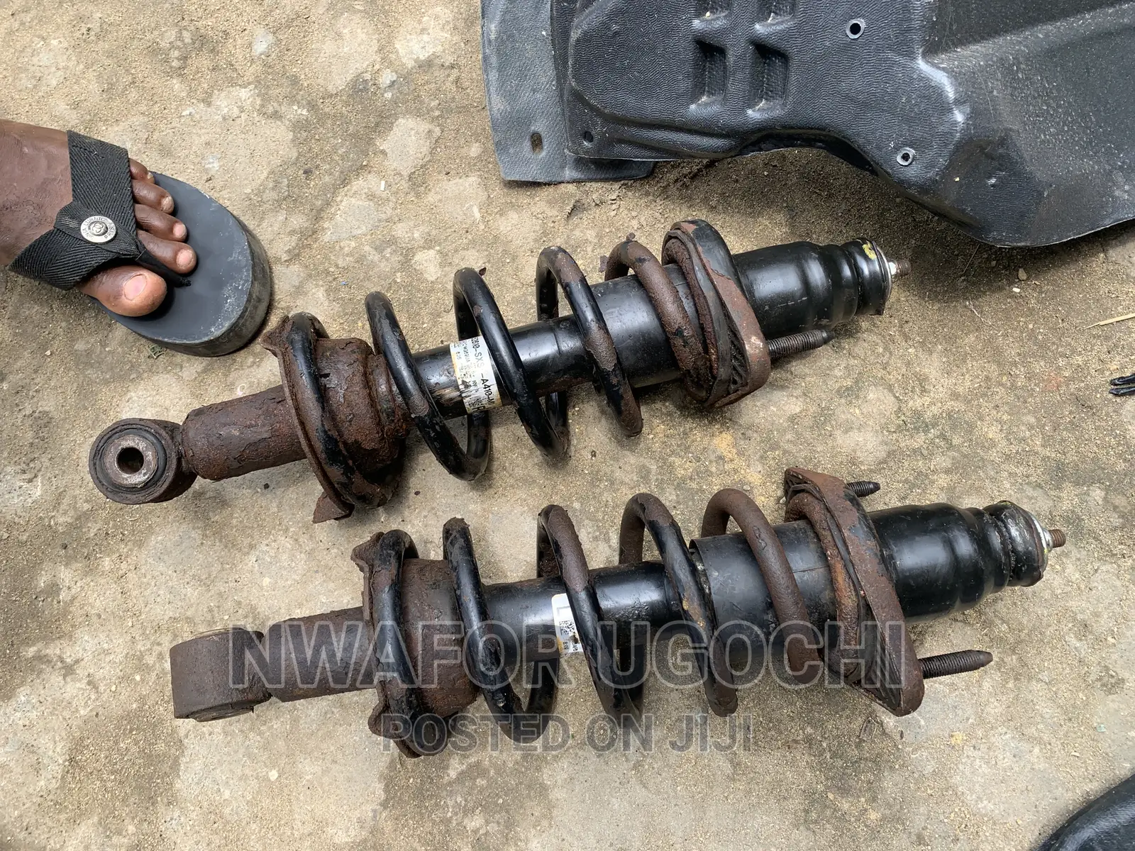 Back Shock Absorber 2007-2010 CRV Complete