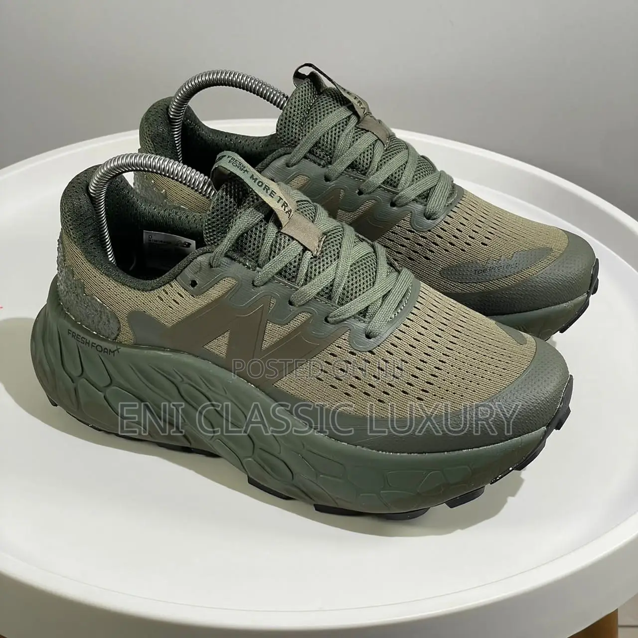 High Quality Designer Luxury Outfit New Balance Available