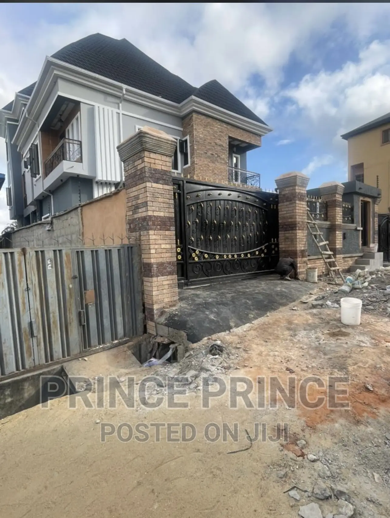 Furnished 2bdrm Block of Flats in Surulere for rent