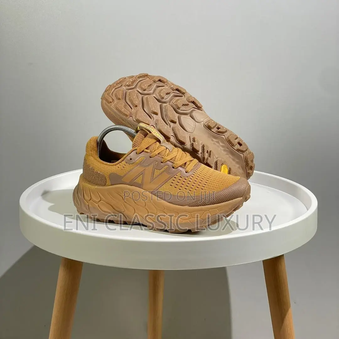 High Quality Designer Luxury Outfit New Balance Available