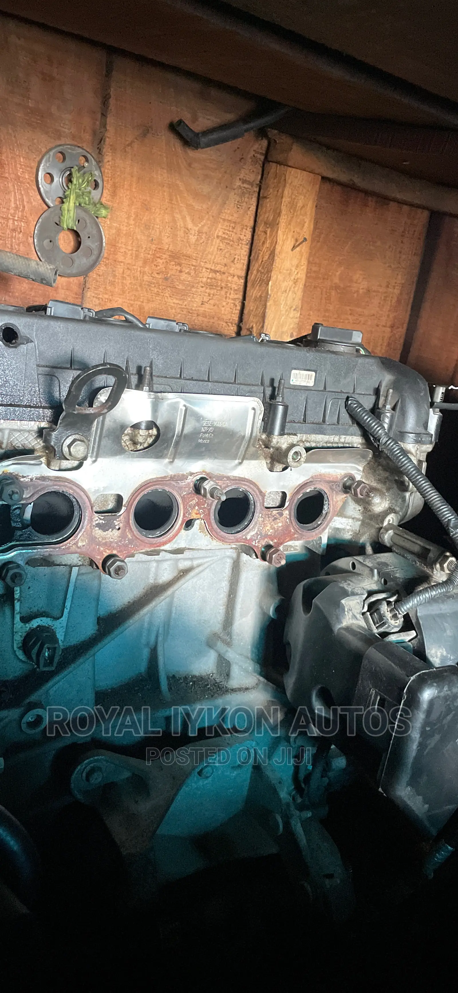 Complete Engine Mazda Tribute 4plugs 2.5L 2010