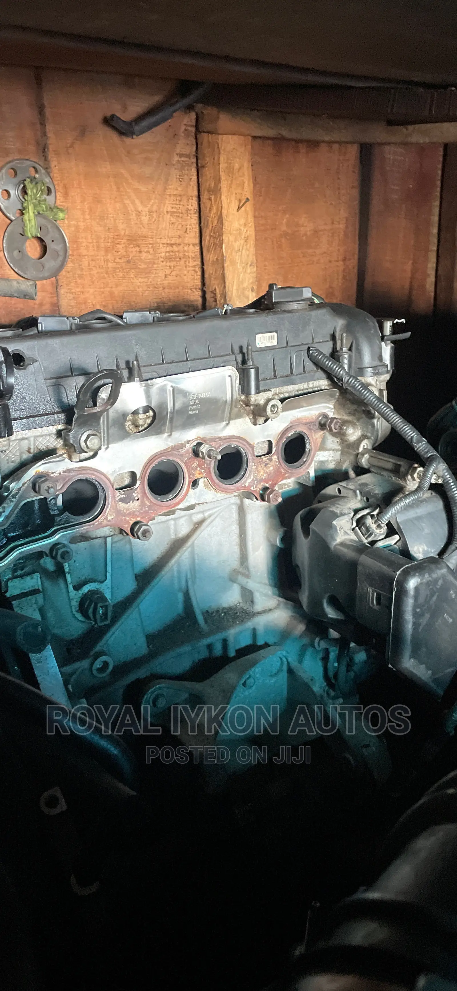 Complete Engine Mazda Tribute 4plugs 2.5L 2010