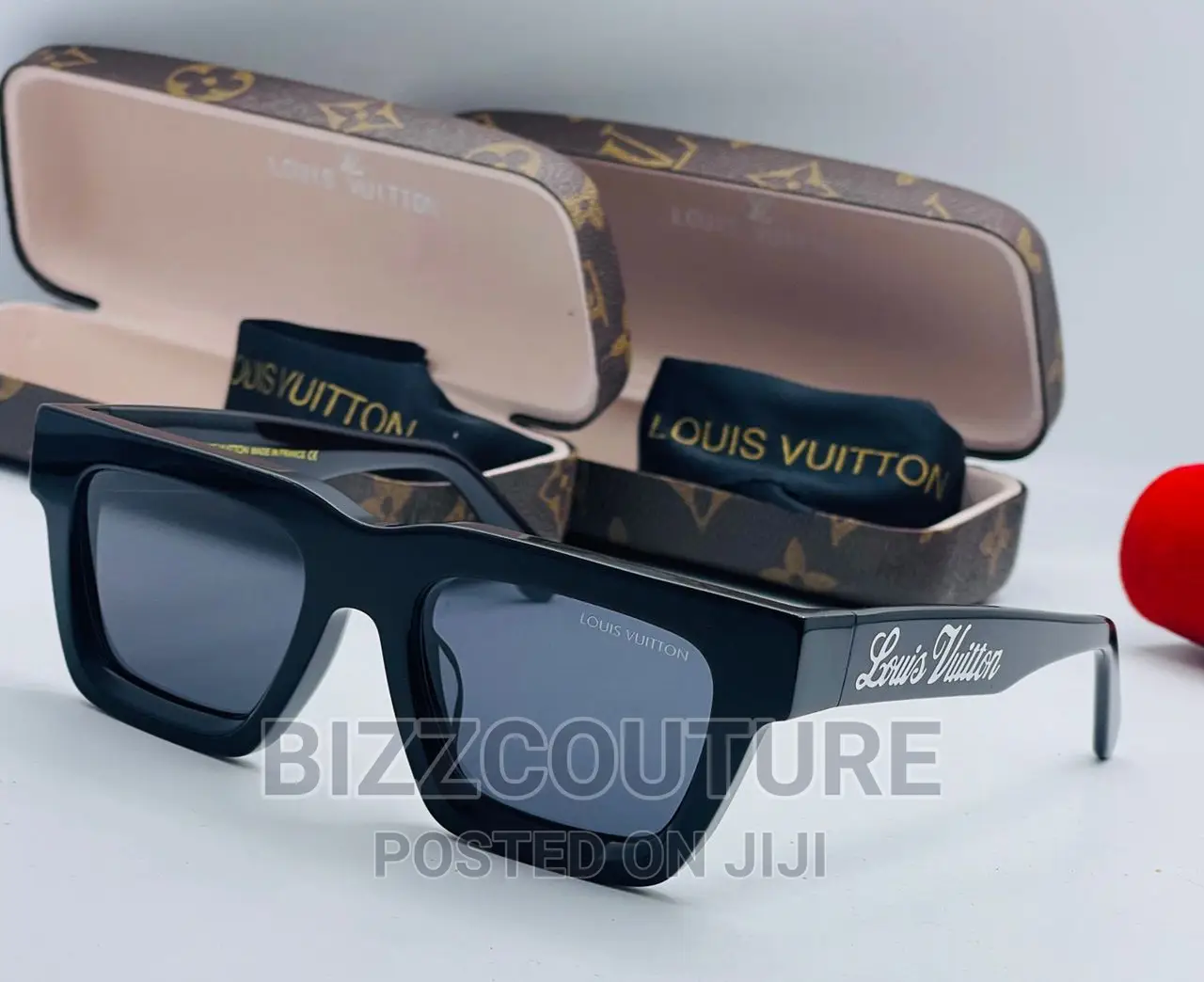 Original LOUIS VUITTON Sunglasses Available in Store