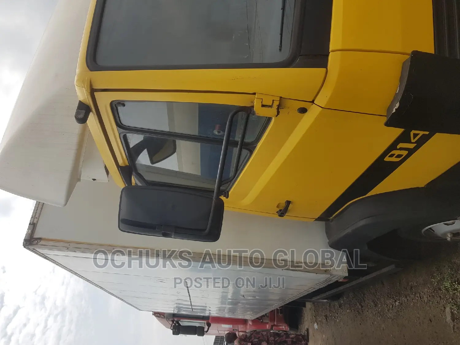 M/Benz Truck Container Body 22feet Long 814 Model