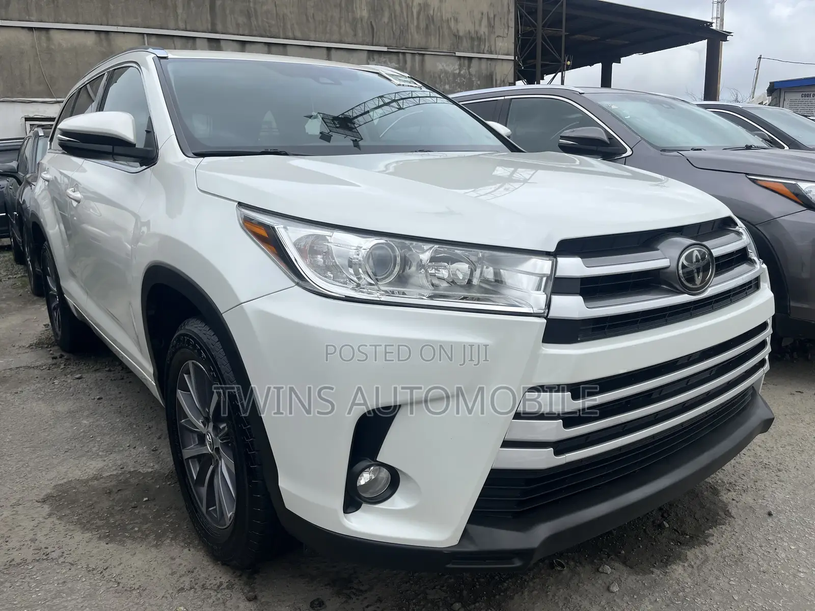 Toyota Highlander XLE 2019 White