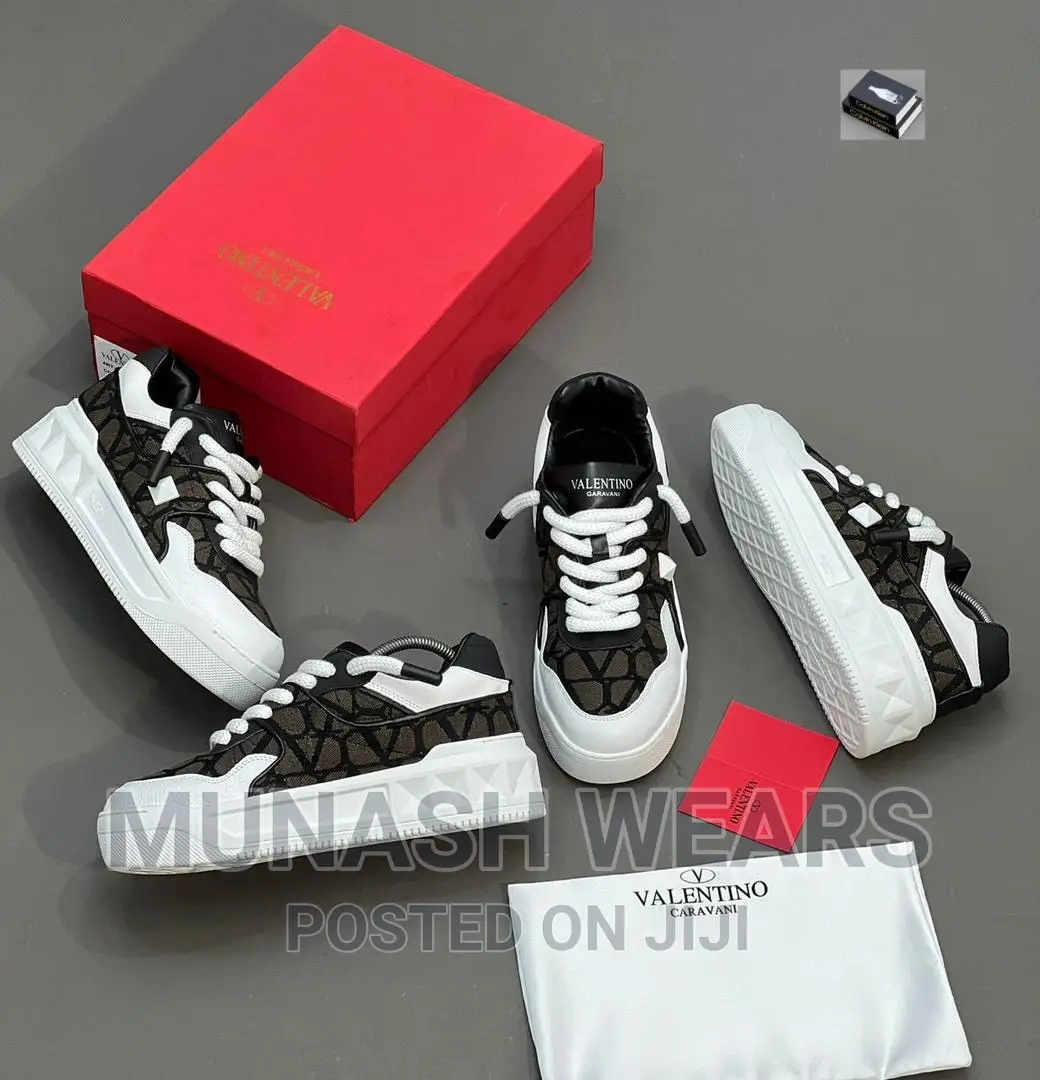 Valentino Luxury Sneaker