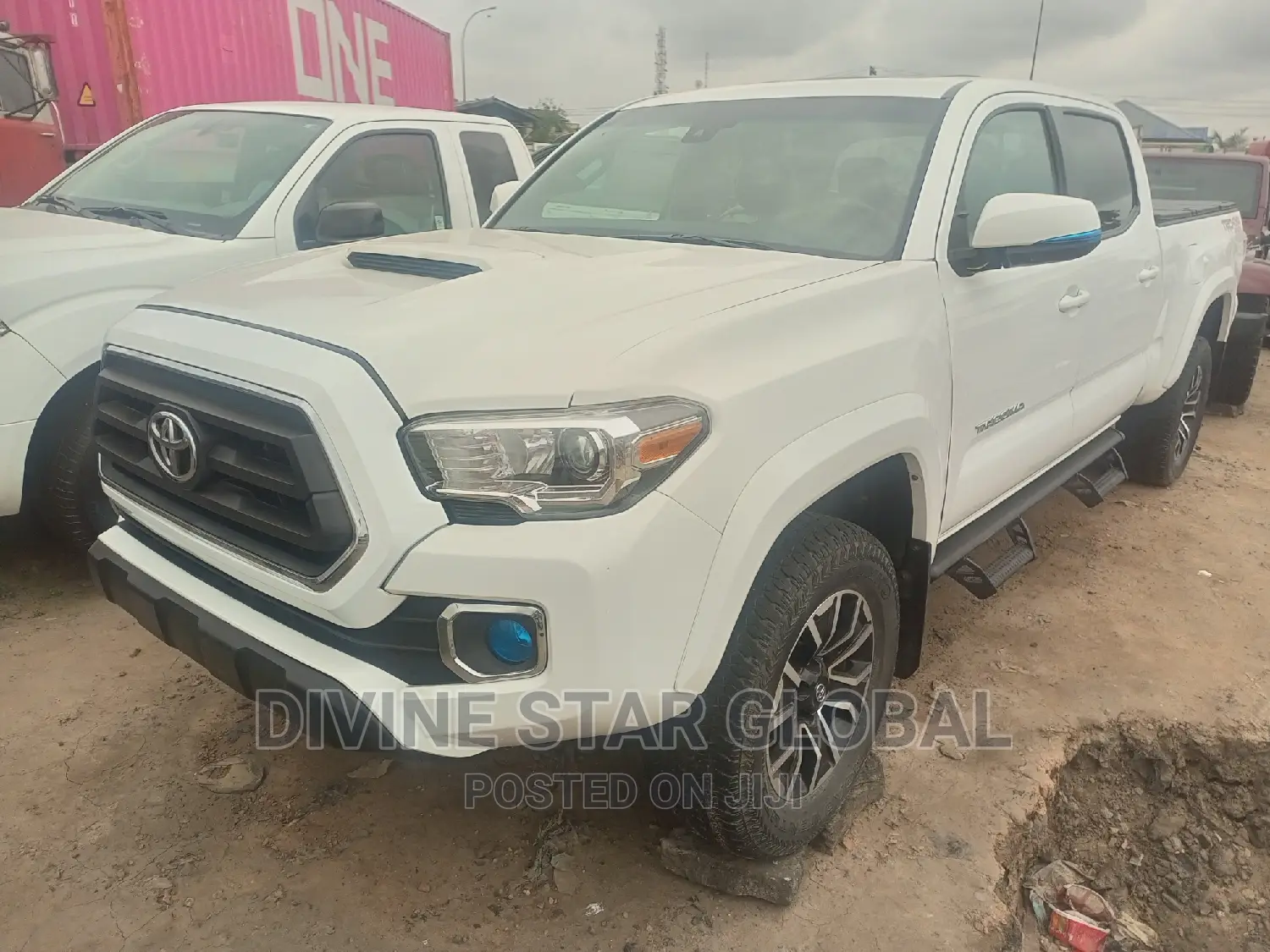 Toyota Tacoma Limited 2022 White