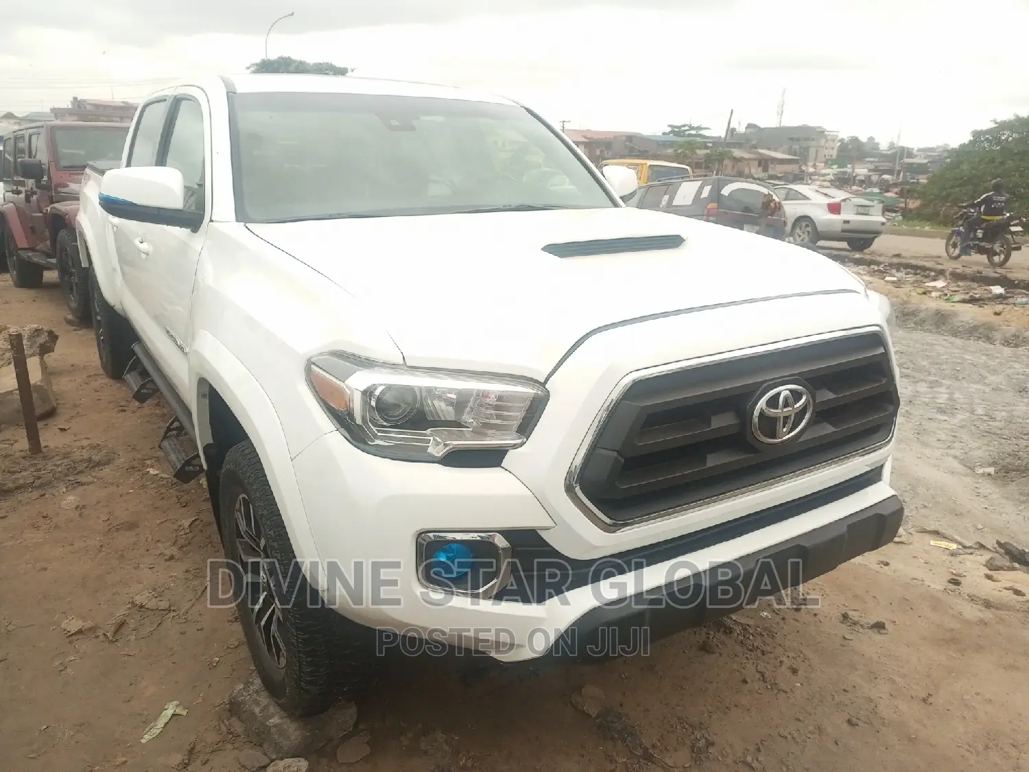 Toyota Tacoma Limited 2022 White