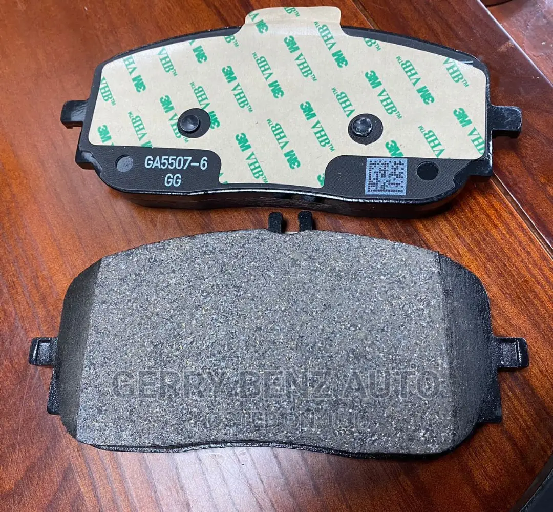 Original Brake Pads for C300,ML350,GLK350,GLE350,E350,CLA250