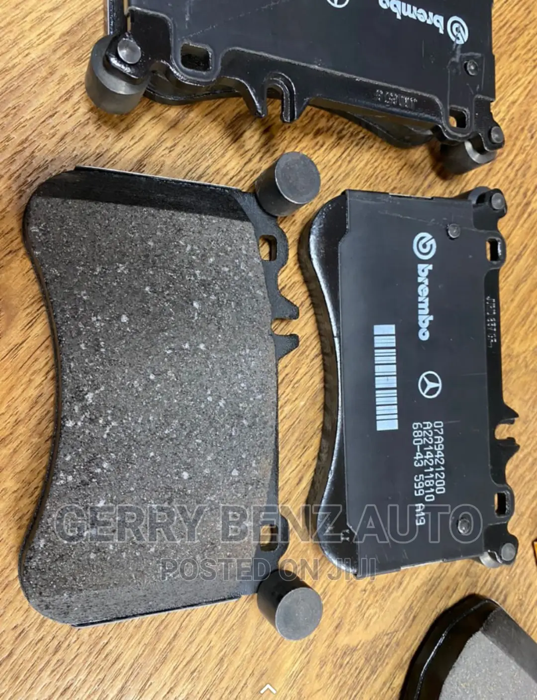 Original Brake Pads for C300,ML350,GLK350,GLE350,E350,CLA250