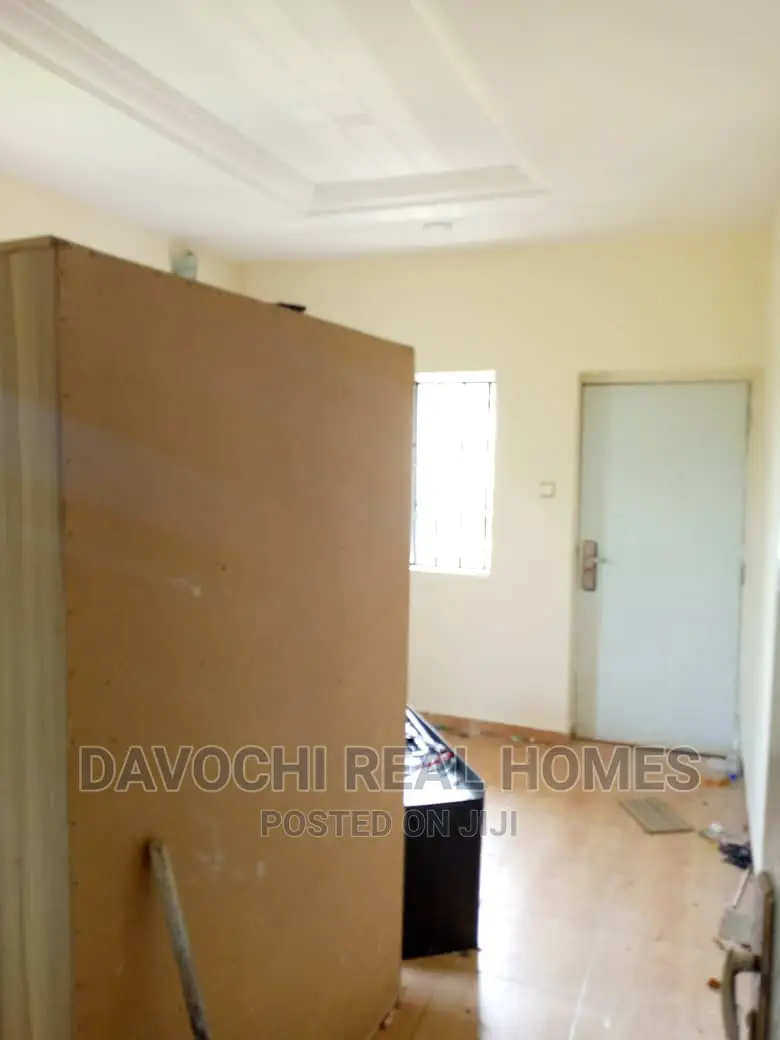 2bdrm Block of Flats in Silverland Estate, Ajah for rent