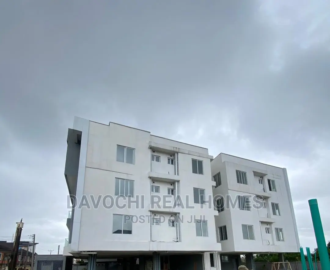 2bdrm Block of Flats in Ikate-Lekki for sale