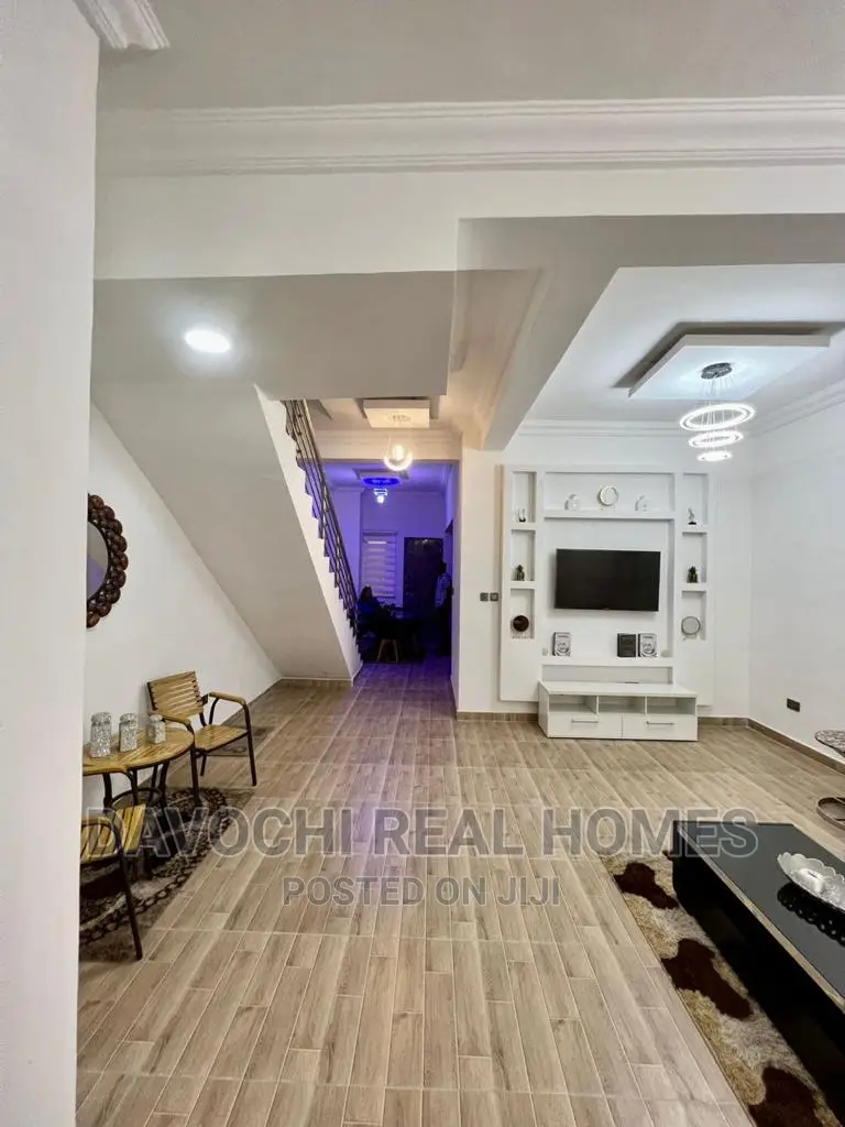Furnished 2bdrm Duplex in Lekki Phase One for rent