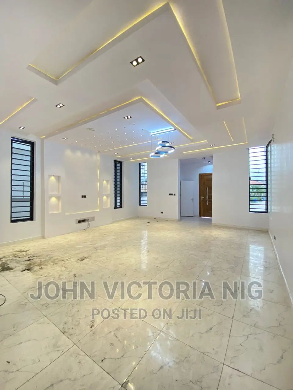 5bdrm Duplex in Ajah for sale