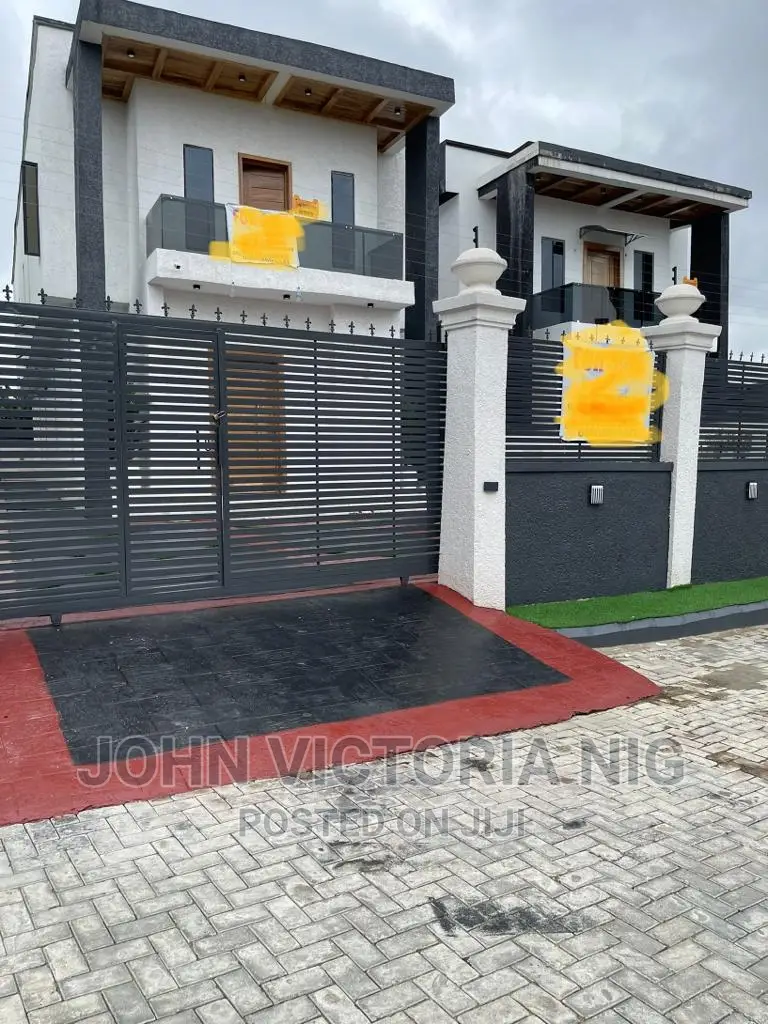 5bdrm Duplex in Ajah for sale