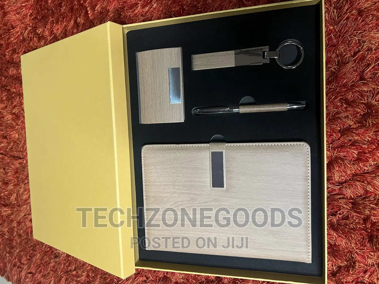4pcs Luxury Cardholder Set