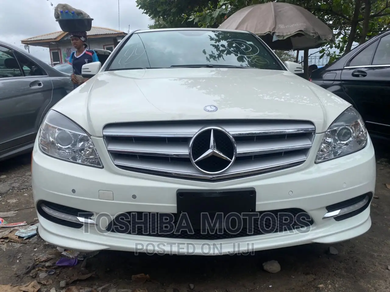 Mercedes-Benz C300 Luxury 4Matic Sedan AWD (3.0L 6cyl 7A) 2011 White