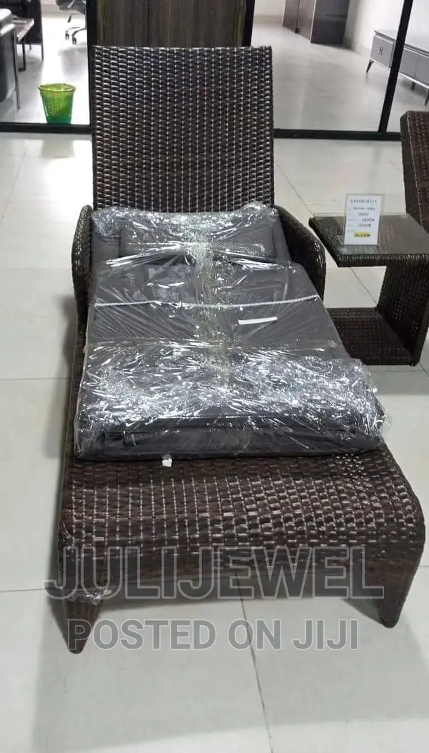 Executive Swimming Pool Chair/Bed