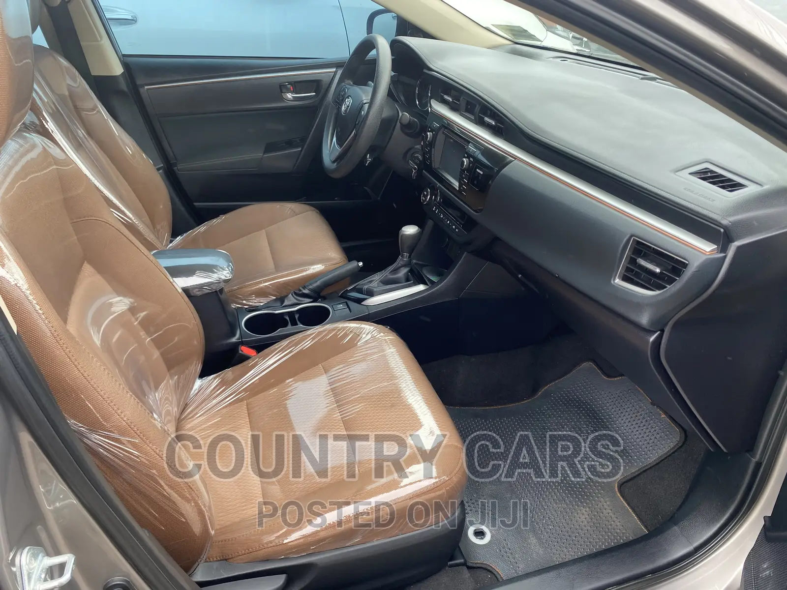 Toyota Corolla 2016 Gold