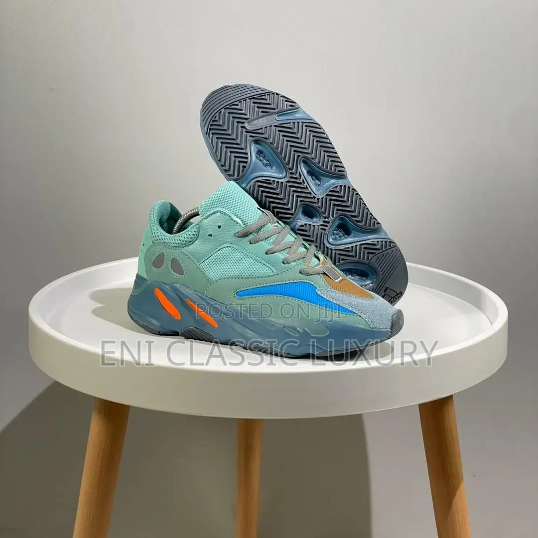 High Quality Luxury Outfit Yeezy 700 Available in Store